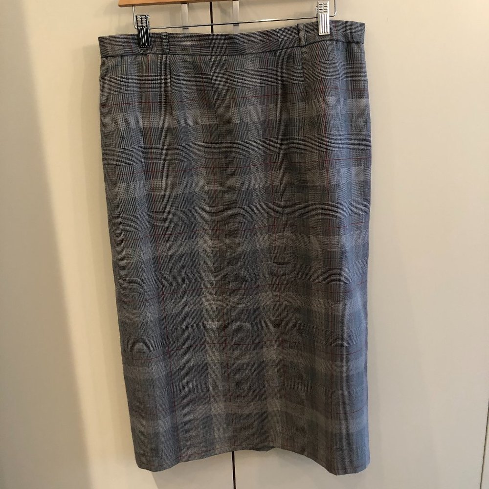 Vintage designer Givenchy En Plus pencil skirt from the 80s Germany